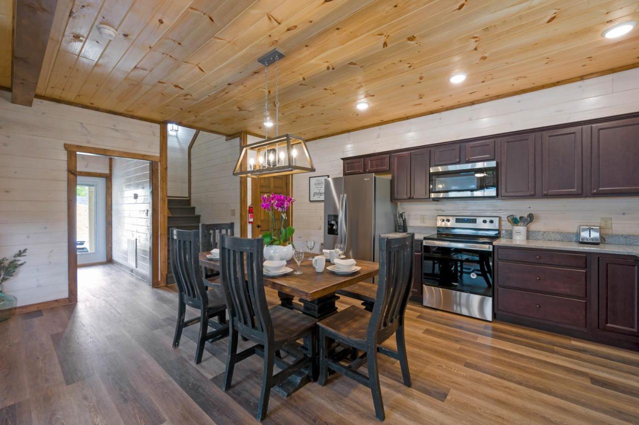 Osprey Nest Cottage Modern New Cabin Pigeon Forge Exterior foto