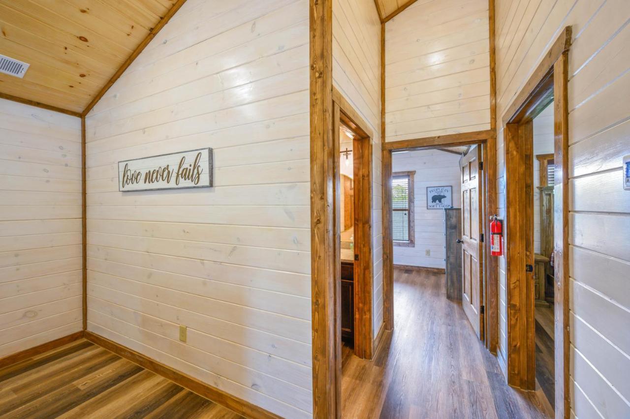 Osprey Nest Cottage Modern New Cabin Pigeon Forge Exterior foto
