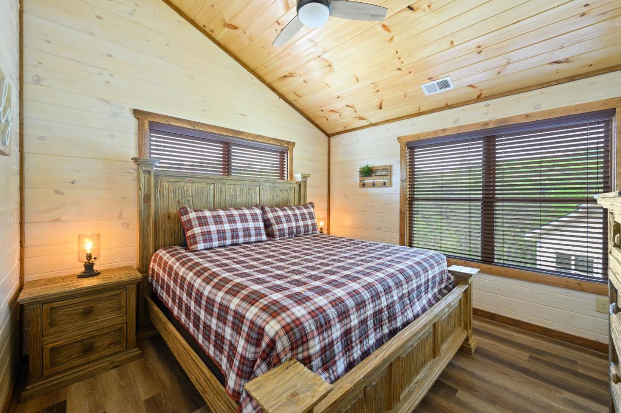 Osprey Nest Cottage Modern New Cabin Pigeon Forge Exterior foto