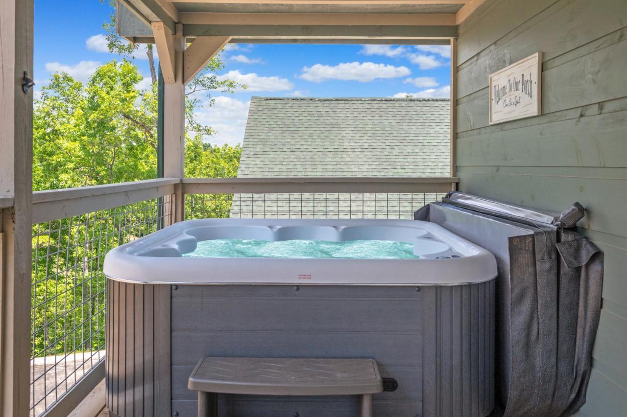 Osprey Nest Cottage Modern New Cabin Pigeon Forge Exterior foto